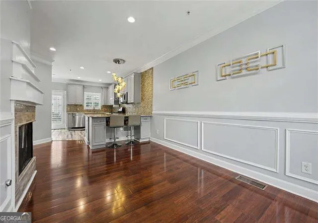 Photo 3 of Townhouse for sale at 1004 Glen Ivy, Marietta, GA 30062 | MLS# 10830410 | Listing updated on 2026-09-29