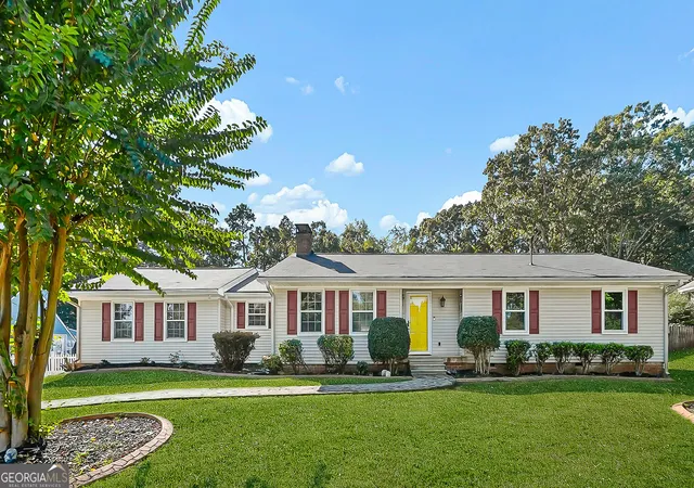 Single family home for sale at 1114 Longwood Dr SW, Marietta, GA 30008 | MLS# 10870926