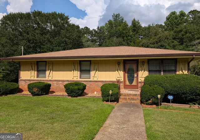 1st image of 109 7th Street Street, Carrollton, GA 30117 | MLS# 10817462