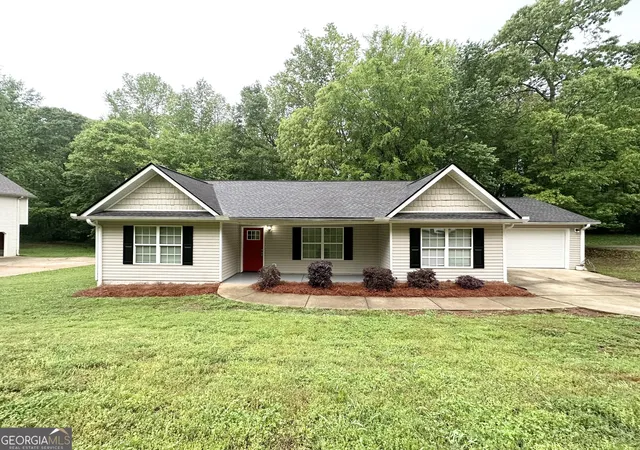Photo 2 of Sale Pending at 221 Courthouse Park Dr, Temple, GA 30179 | MLS# 10516381 | Listing updated on 2026-02-11