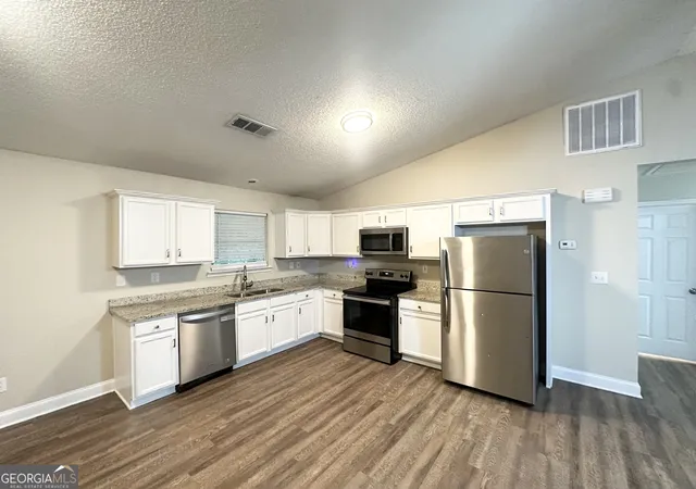 Photo 3 of Sale Pending at 221 Courthouse Park Dr, Temple, GA 30179 | MLS# 10516381 | Listing updated on 2026-02-11