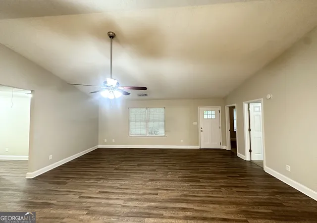 Photo 4 of Sale Pending at 221 Courthouse Park Dr, Temple, GA 30179 | MLS# 10516381 | Listing updated on 2026-02-11