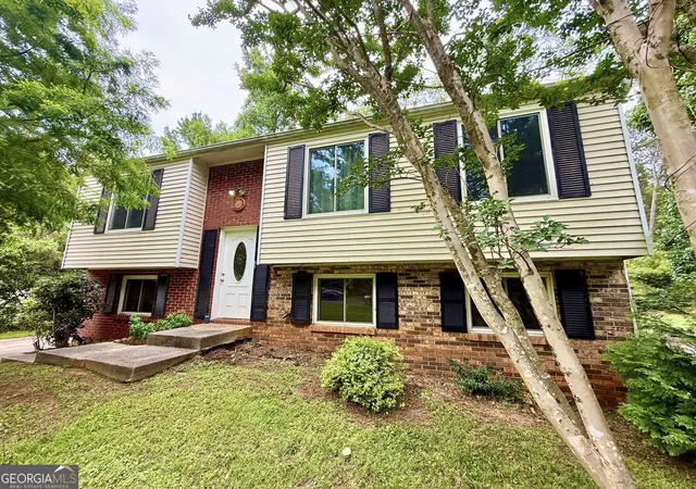 Homes for sale in Duluth, GA | 2956 Nelson Dr Nw, Duluth, GA 30096 | MLS# 10794603