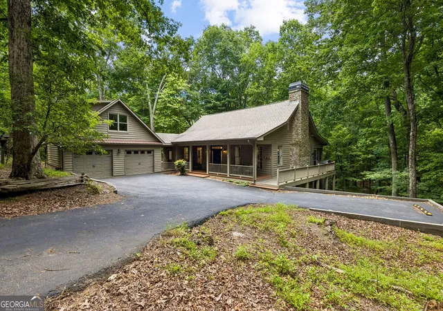 Photo 2 of Single family home for sale at 208 Trout Lily Trl, Jasper, GA 30143 | MLS# 10799864 | Listing updated on 2026-07-19