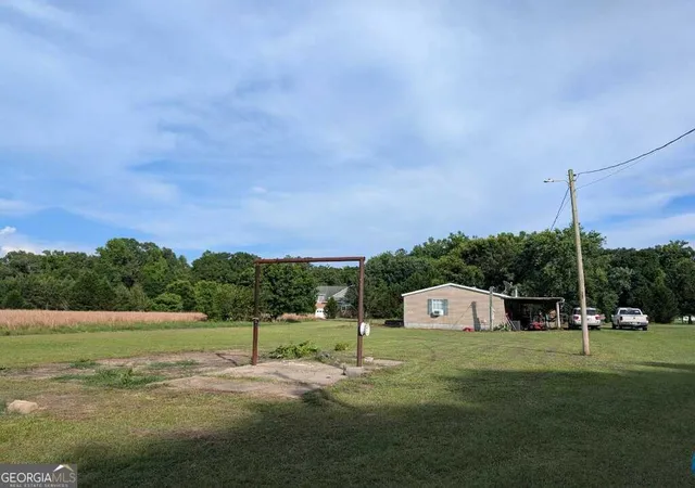 Homes for sale in Pittsview, AL | 301 Cottonton Rd, Pittsview, AL 36871 | MLS# 10769126
