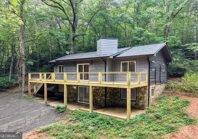 Photo 1 of Single family home for sale at 198 Big Rock Dr, Hayesville, NC 28904 | MLS# 10808996 | Listing updated on 2026-08-25
