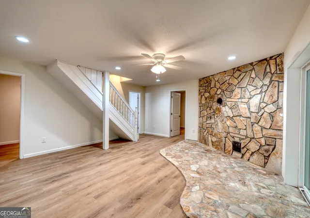 Photo 4 of Single family home for sale at 198 Big Rock Dr, Hayesville, NC 28904 | MLS# 10808996 | Listing updated on 2026-08-25