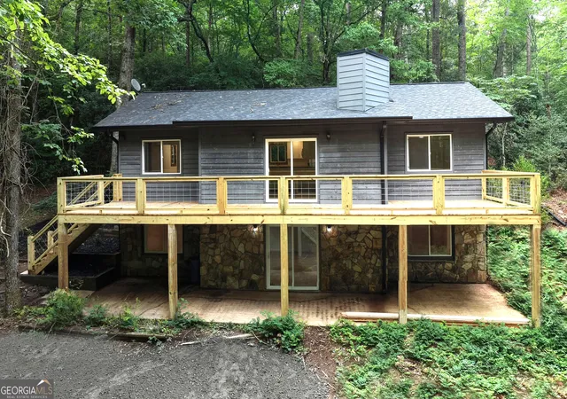 Photo 5 of Single family home for sale at 198 Big Rock Dr, Hayesville, NC 28904 | MLS# 10808996 | Listing updated on 2026-08-25