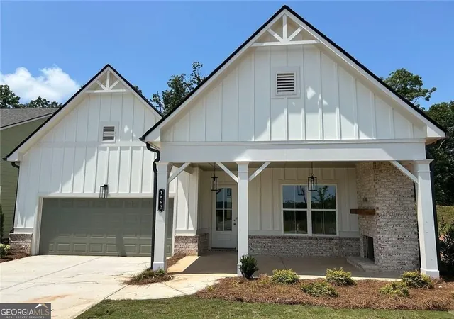 Photo 1 of Single family home for sale at 1553 Assembly Cir, Gainesville, GA 30501 | MLS# 10799689 | Listing updated on 2026-08-29