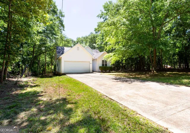 Homes for sale in Murrayville, GA | 8071 Beachwood Dr, Murrayville, GA 30564 | MLS# 10779716
