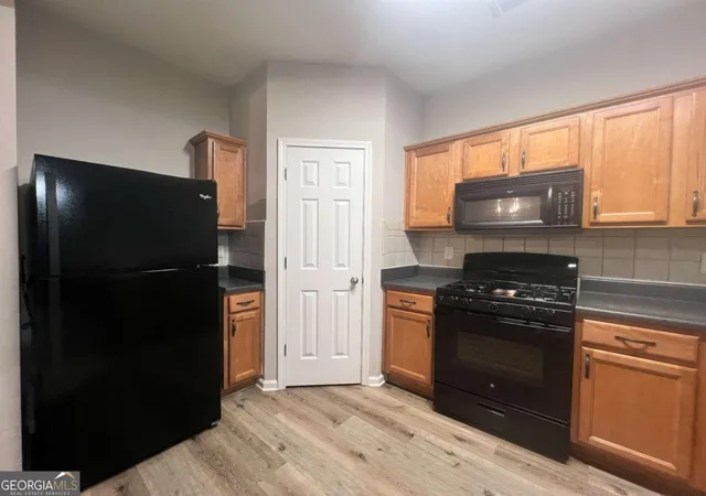 4th image of 2176 Executive Dr, Duluth, GA 30096 | MLS# 10822285