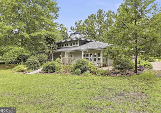 Homes for sale in Barnesville, GA | 207 Steeplechase, Barnesville, GA 30204 | MLS# 10789444