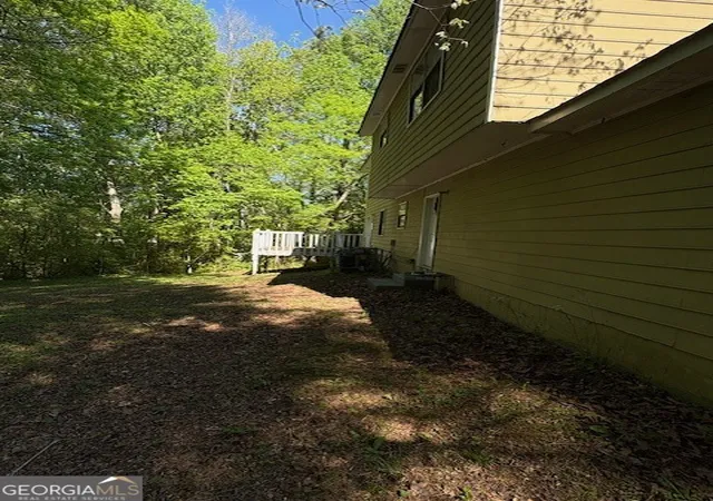 Photo 4 of Single family home for sale at 355 Lori Ln, Riverdale, GA 30296 | MLS# 10820118 | Listing updated on 2026-08-30