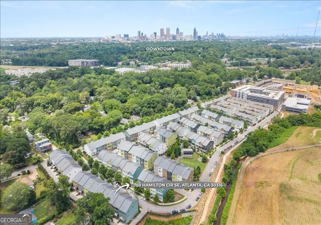 Photo 2 of Townhouse for sale at 769 Hamilton Cir Se, Atlanta, GA 30312 | MLS# 10787607 | Listing updated on 2026-09-01
