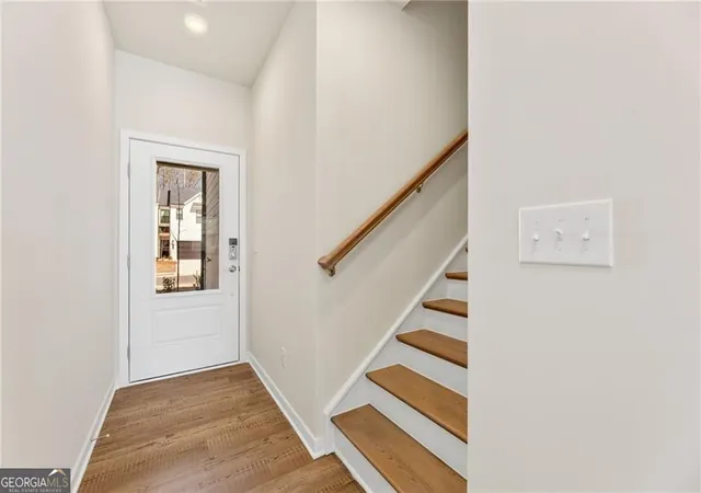 4th image of 7497 Clover Ln #125, Flowery Branch, GA 30542 | MLS# 10801129