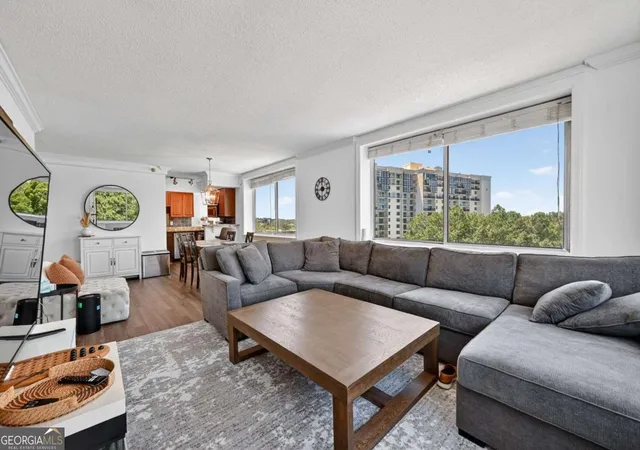 Photo 4 of Condo for sale at 2479 Peachtree Rd NE #816, Atlanta, GA 30305 | MLS# 10766777 | Listing updated on 2026-06-01