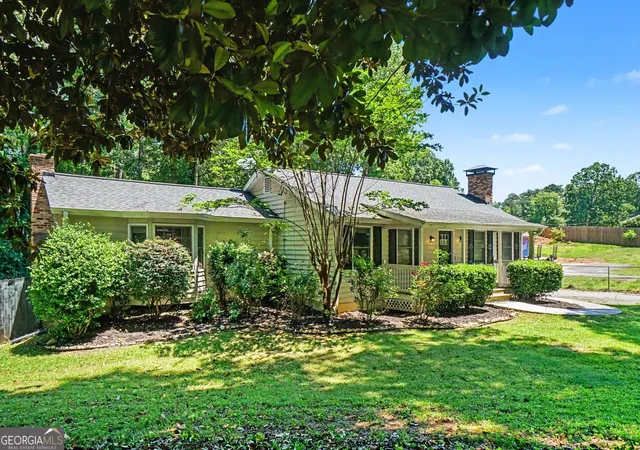 Photo 3 of Single family home for sale at 3560 Hogan Dr Nw, Kennesaw, GA 30152 | MLS# 10781122 | Listing updated on 2026-09-21