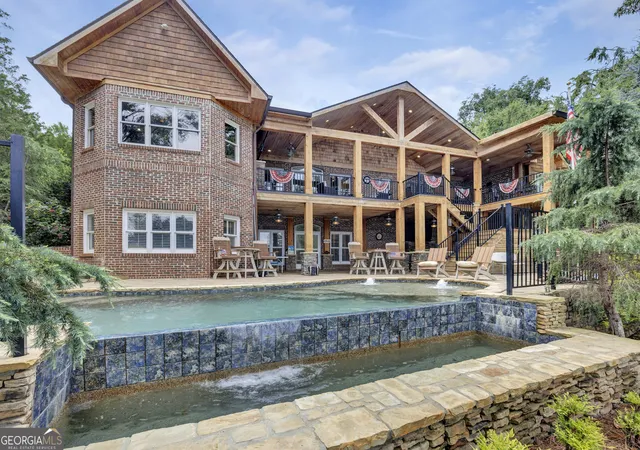 2nd image of 139 Lake Pines Cir, Jackson, GA 30233 | MLS# 10701412