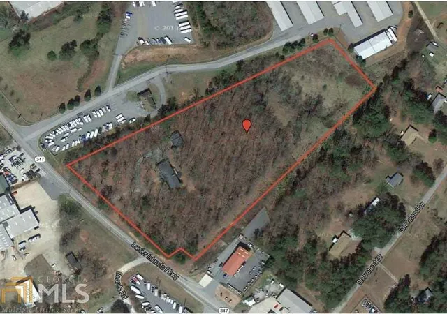 Photo 3 of Sale Pending at 5989 Lanier Islands Pkwy, Buford, GA 30518 | MLS# 8825756 | Listing updated on 2026-09-02