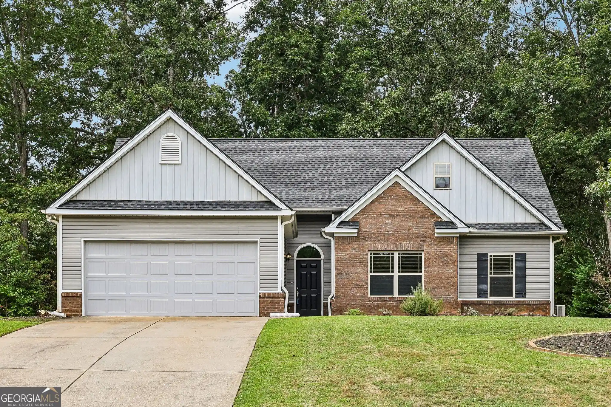 Photo 1 of Single family home for sale at 3437 Phoenix Cvs Dr, Gainesville, GA 30506 | MLS# 10852216 | Listing updated on 2026-10-15