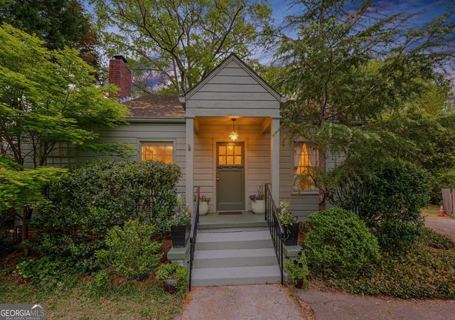 Photo 1 of Single family home for sale at 712 Berkeley Ave Nw, Atlanta, GA 30318 | MLS# 10734993 | Listing updated on 2026-08-29