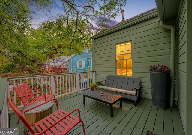 Photo 2 of Single family home for sale at 712 Berkeley Ave Nw, Atlanta, GA 30318 | MLS# 10734993 | Listing updated on 2026-08-29