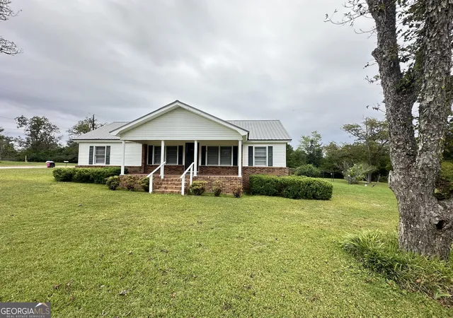 2nd image of 17 Second St, Mcrae Helena, GA 31037 | MLS# 10797549