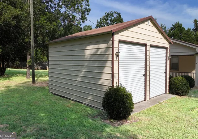 Photo 3 of Single family home for sale at 4071 Harmony Cir, Gainesville, GA 30507 | MLS# 10835694 | Listing updated on 2026-09-23