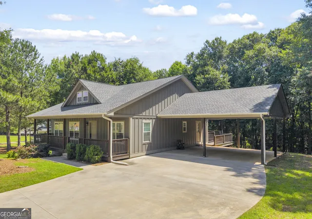 Homes for sale in Royston, GA | 195 Reno Rd, Royston, GA 30662 | MLS# 10780824