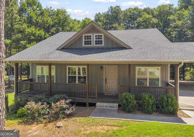 Homes for sale in Royston, GA | 195 Reno Rd, Royston, GA 30662 | MLS# 10780824