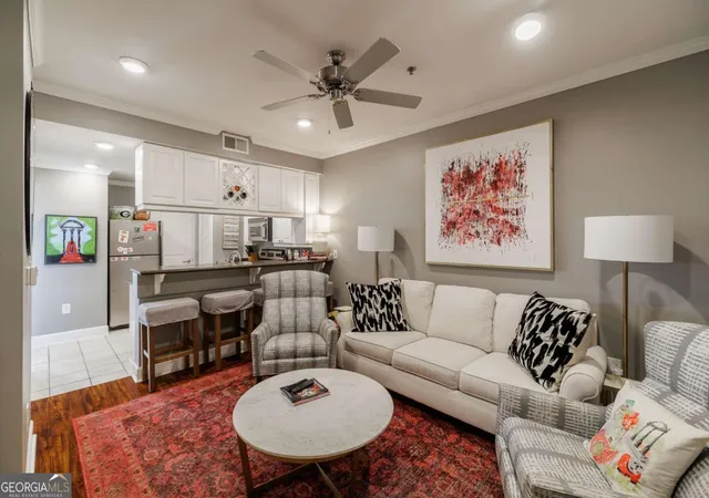 3rd image of 250 Broad St, Athens, GA 30601