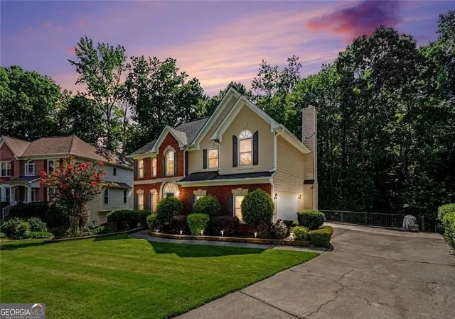 Photo 3 of Single family home for sale at 2155 Blackhawk Trl, Lawrenceville, GA 30043 | MLS# 10804466 | Listing updated on 2026-08-27