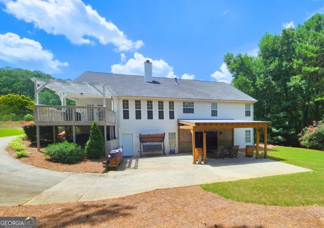 Photo 2 of Single family home for sale at 1205 Bonnerton Ct, Dacula, GA 30019 | MLS# 10825762 | Listing updated on 2026-09-18