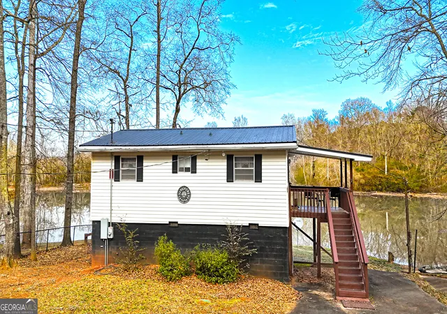 Homes for sale in Jackson, GA | 242 Katy Lake Rd, Jackson, GA 30233 | MLS# 10778133