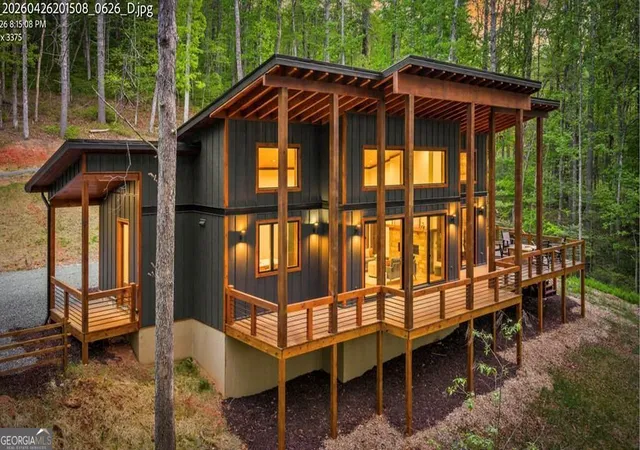 Photo 4 of Sale Pending at 42 Rolling Rapids, Blue Ridge, GA 30513 | MLS# 10760169 | Listing updated on 2026-09-10