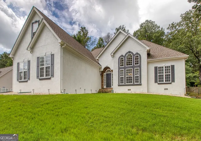 1st image of 110 Lyndhurst Wy, Sharpsburg, GA 30277 | MLS# 10825697
