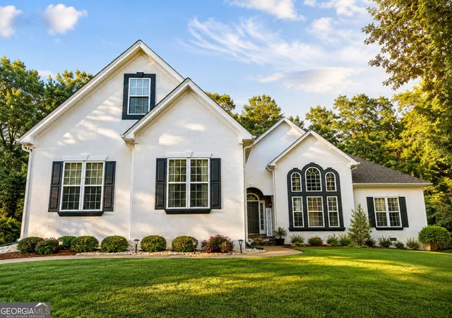 2nd image of 110 Lyndhurst Wy, Sharpsburg, GA 30277 | MLS# 10825697