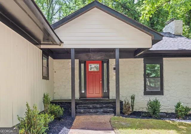 Photo 2 of Sale Pending at 6486 Aquila Dr, Morrow, GA 30260 | MLS# 10610880 | Listing updated on 2026-07-06