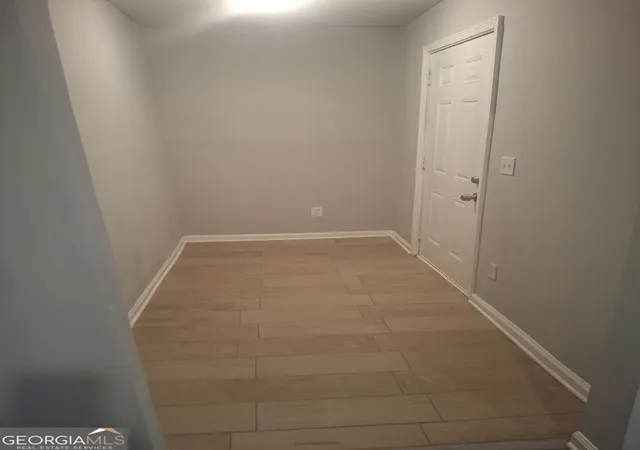 Photo 3 of Single family home for sale at 5709 Satterfield Dr, Macon, GA 31206 | MLS# 10831160 | Listing updated on 2026-10-08