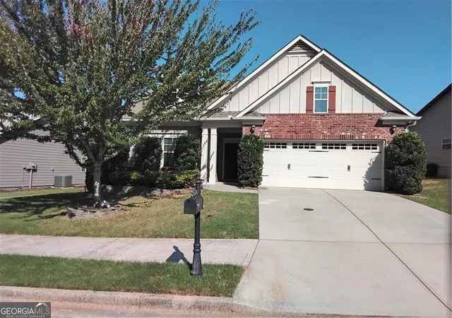 Photo 1 of Single family home for sale at 4520 Sweetwater Dr, Gainesville, GA 30504 | MLS# 10792248 | Listing updated on 2026-09-23