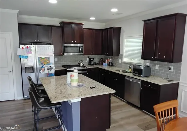 Photo 3 of Single family home for sale at 4520 Sweetwater Dr, Gainesville, GA 30504 | MLS# 10792248 | Listing updated on 2026-09-23