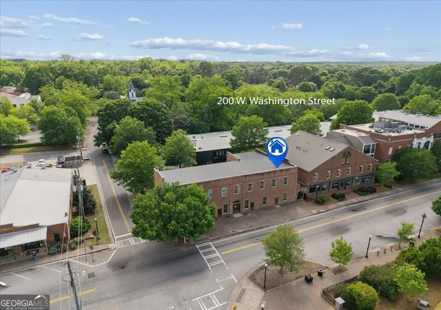Homes for sale in Madison, GA | 200 W Washington Street, Madison, GA 30650 | Houzeo
