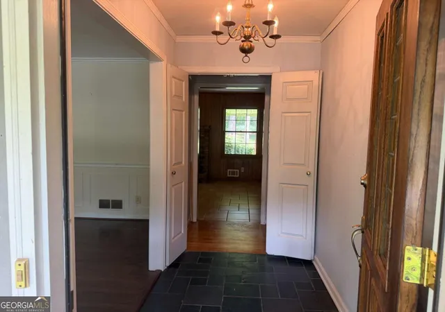 Photo 3 of Single family home for sale at 3887 Menlo Dr, Atlanta, GA 30340 | MLS# 10825073 | Listing updated on 2026-10-04