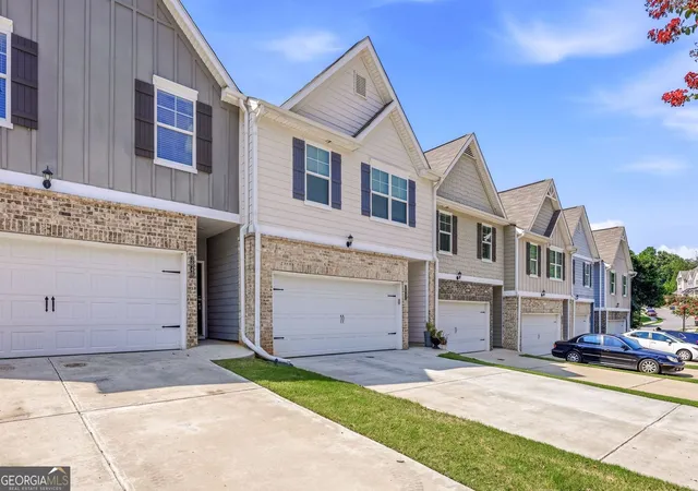 3rd image of 3642 Abbey Wy, Gainesville, GA 30507 | MLS# 10816405