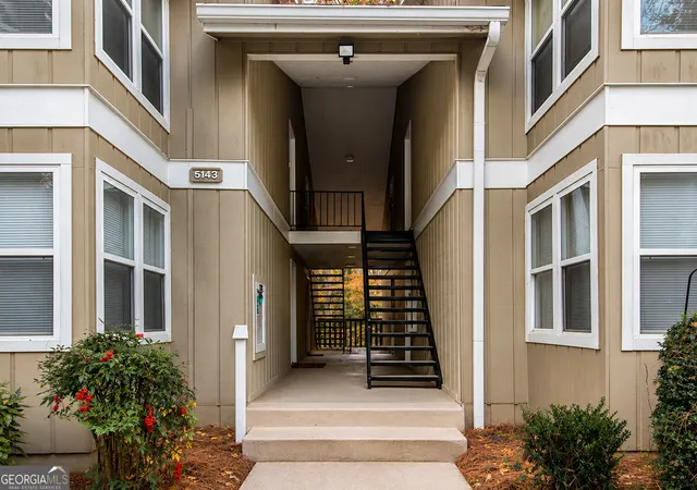 Photo 2 of Condo for sale at 5143 Roswell Rd #8, Sandy Springs, GA 30342 | MLS# 10822104 | Listing updated on 2026-08-22