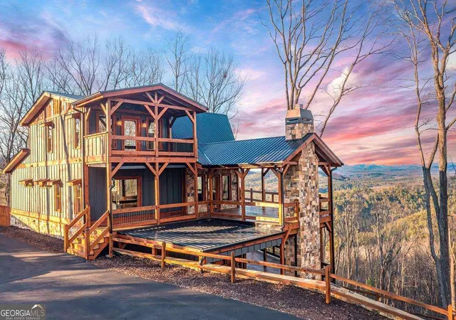 Photo 3 of Single family home for sale at 470 Skylight Dr, Blue Ridge, GA 30513 | MLS# 10702128 | Listing updated on 2026-03-17