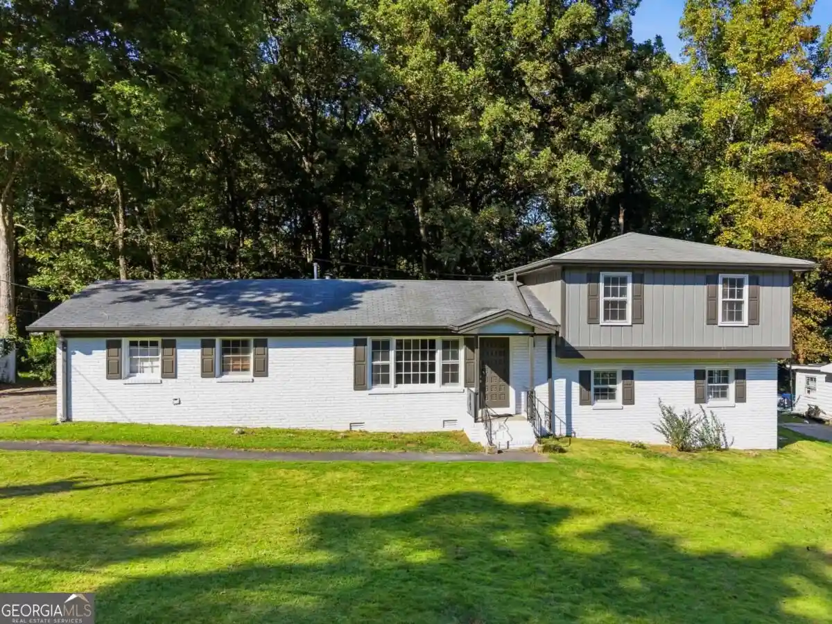 Photo 1 of Single family home for sale at 4307 Parkview Dr, Lithia Springs, GA 30122 | MLS# 10875544 | Listing updated on 2026-10-20