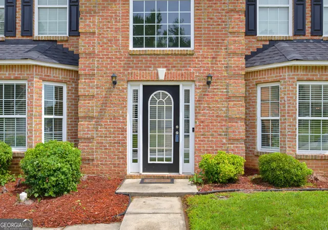 Photo 2 of Single family home for sale at 6260 Selborn Dr Sw, South Fulton, GA 30331 | MLS# 10805150 | Listing updated on 2026-09-10