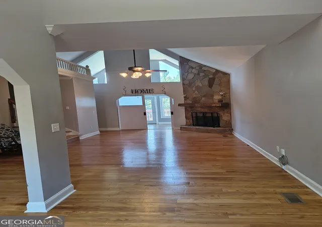 2nd image of 2328 E Gwendale Dr, Lizella, GA 31052 | MLS# 10831531