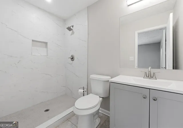 Photo 4 of Single family home for sale at 8413 Glenwoods Ter, Riverdale, GA 30274 | MLS# 10834965 | Listing updated on 2026-09-11